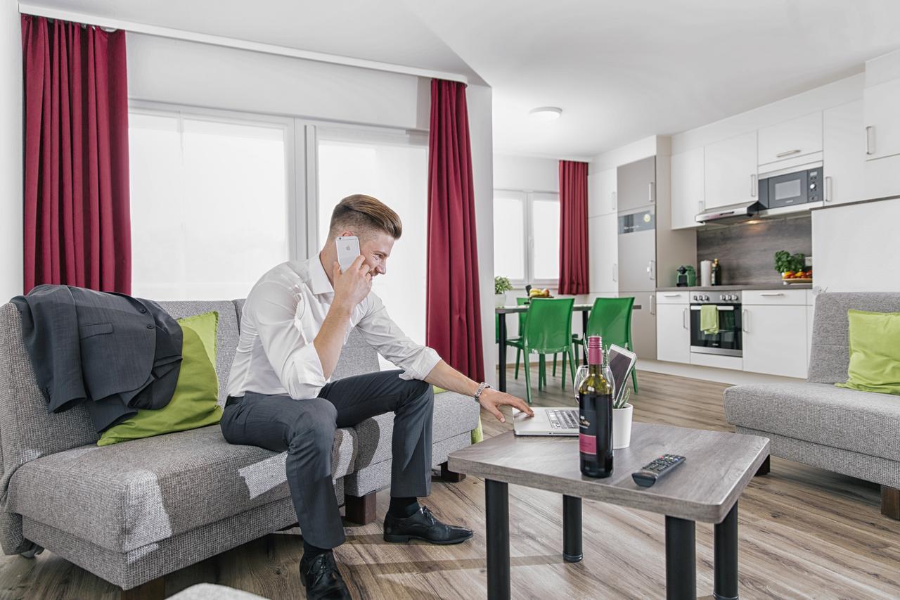 Business And Family Homes بورغاو المظهر الخارجي الصورة