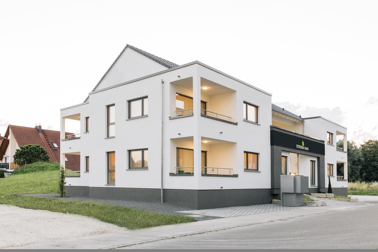 Business And Family Homes بورغاو المظهر الخارجي الصورة